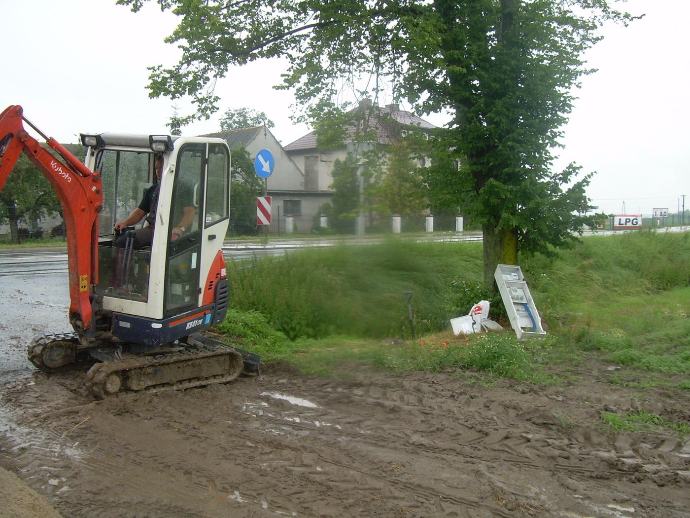 usługi minikoparką